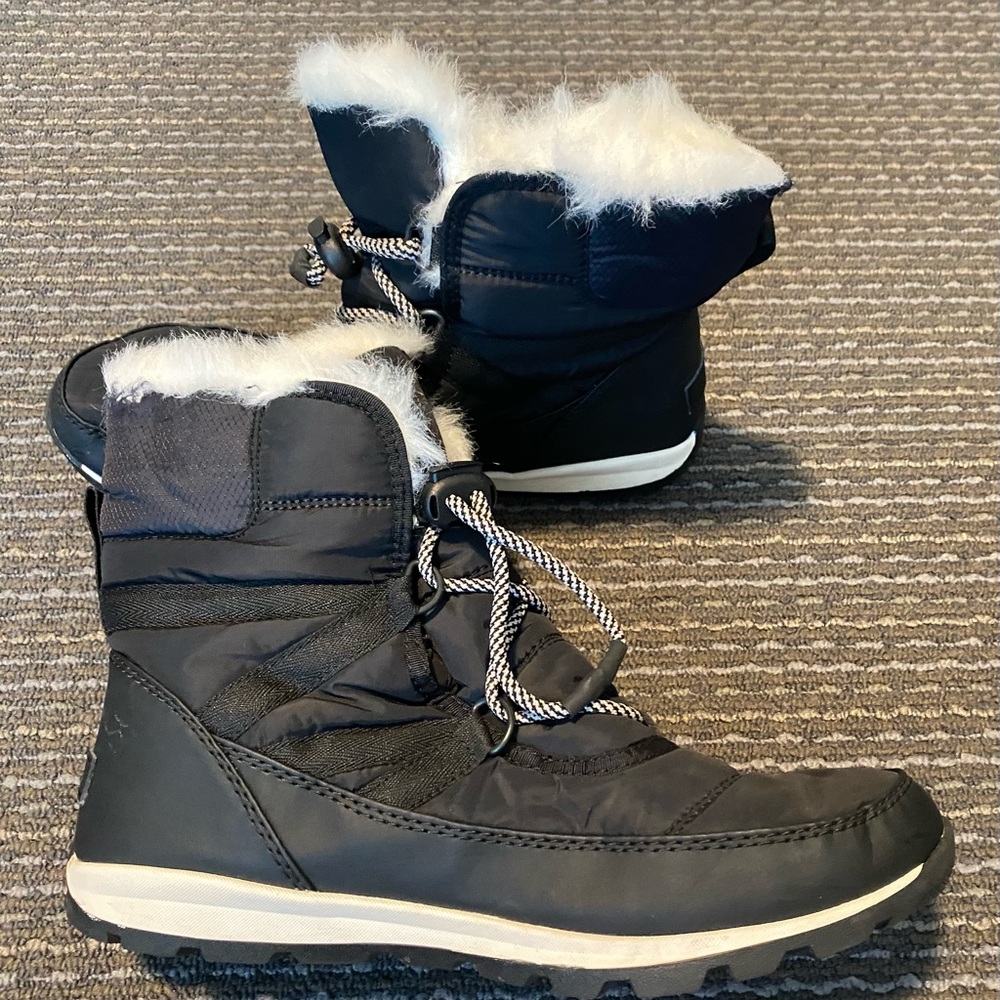 Sorel waterproof boots - kids